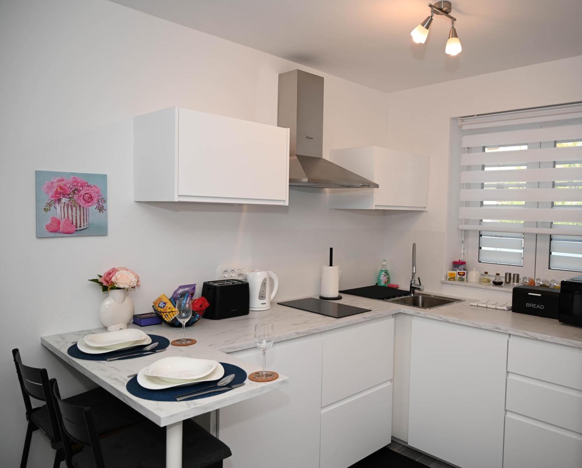 לובליאנה Blue Apartment With Free Parking מראה חיצוני תמונה